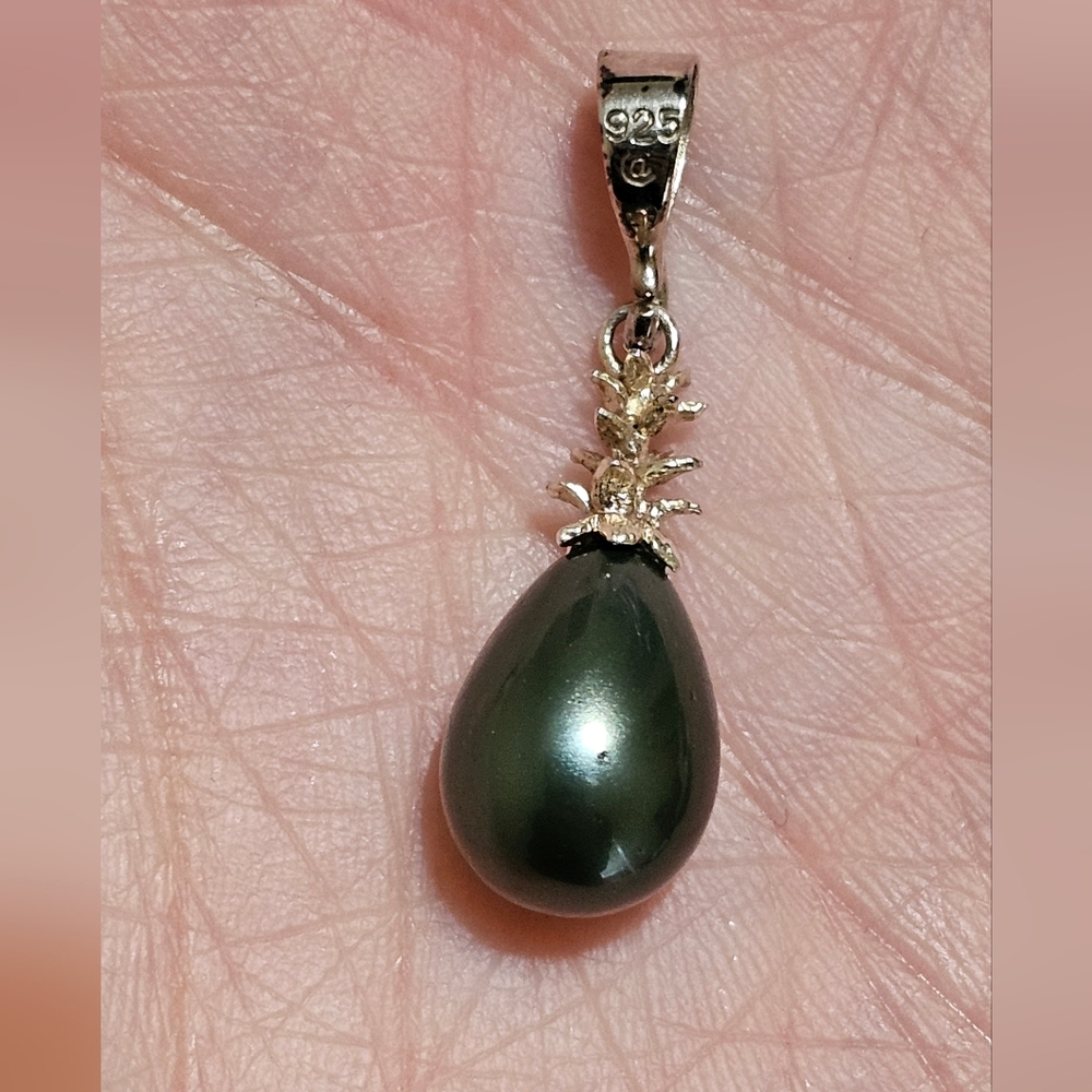 Dark Green Teardrop Pendant 925 Silver